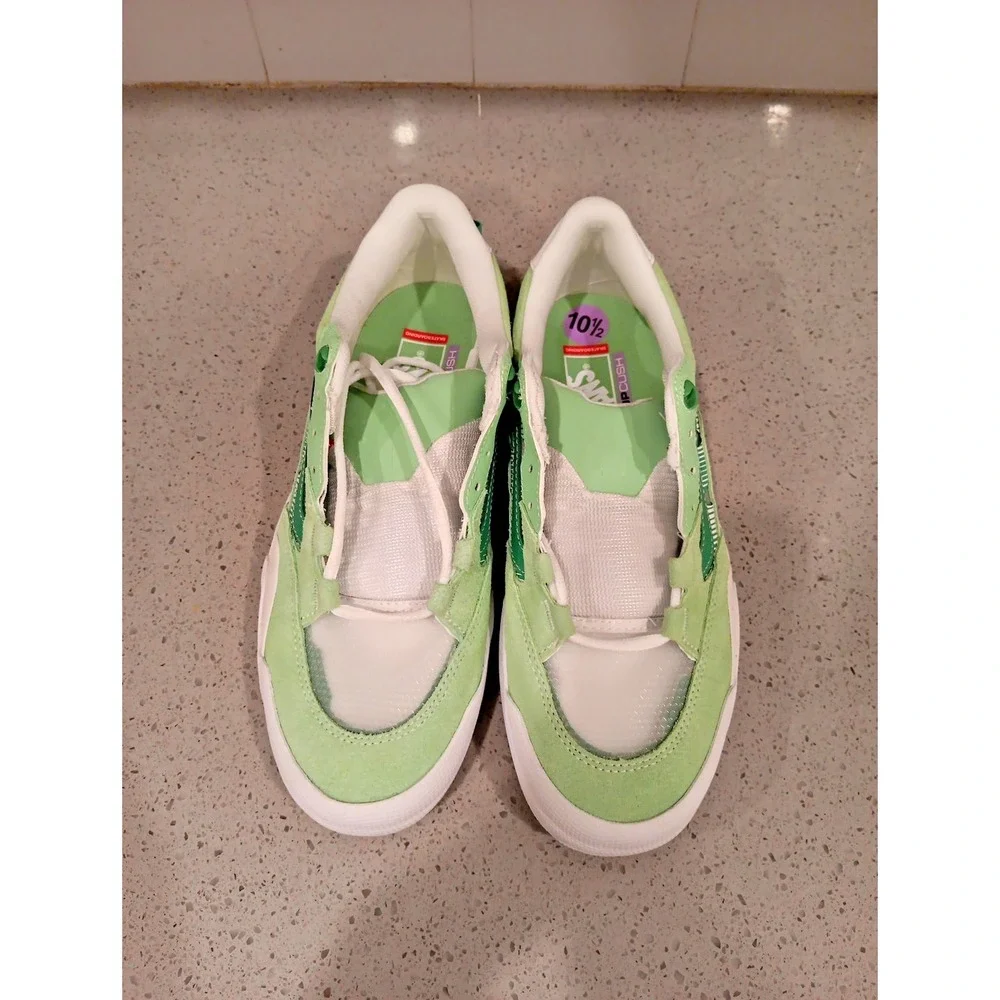new Vans Men's size 12 skate 2 Wayvee green/gum sk8 shoes